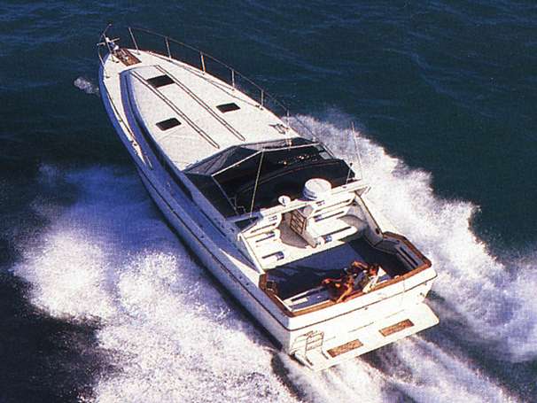 Sea Ray 390 Express Cruiser Manufacturer Provided Image
