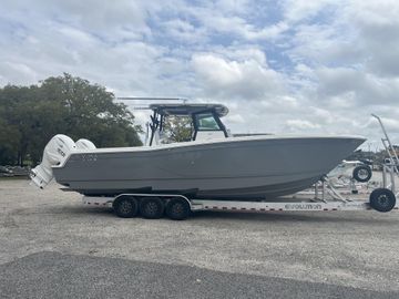 2025 Caymas 34 CT