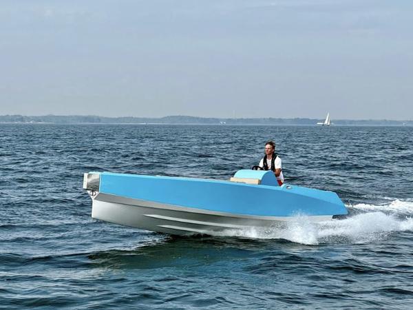 2024 Custom Aphros 550 jet tender