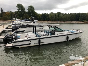 2020 Axopar 37 SUN TOP, BRABUS LINE