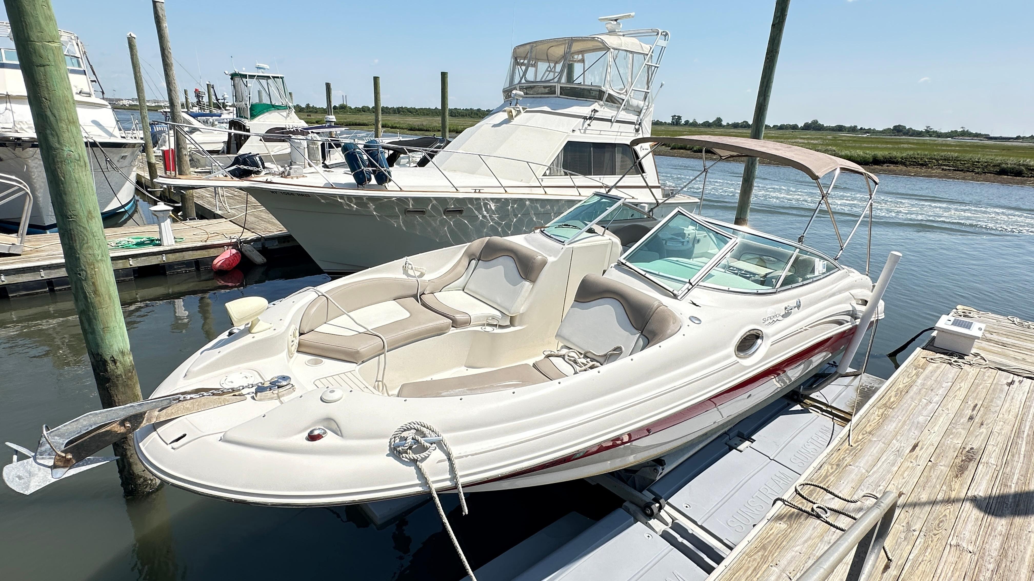 2003 Sea Ray 270 Sundeck