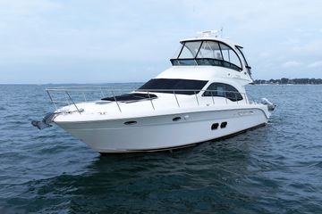 2010 Sea Ray 520 Sedan Bridge