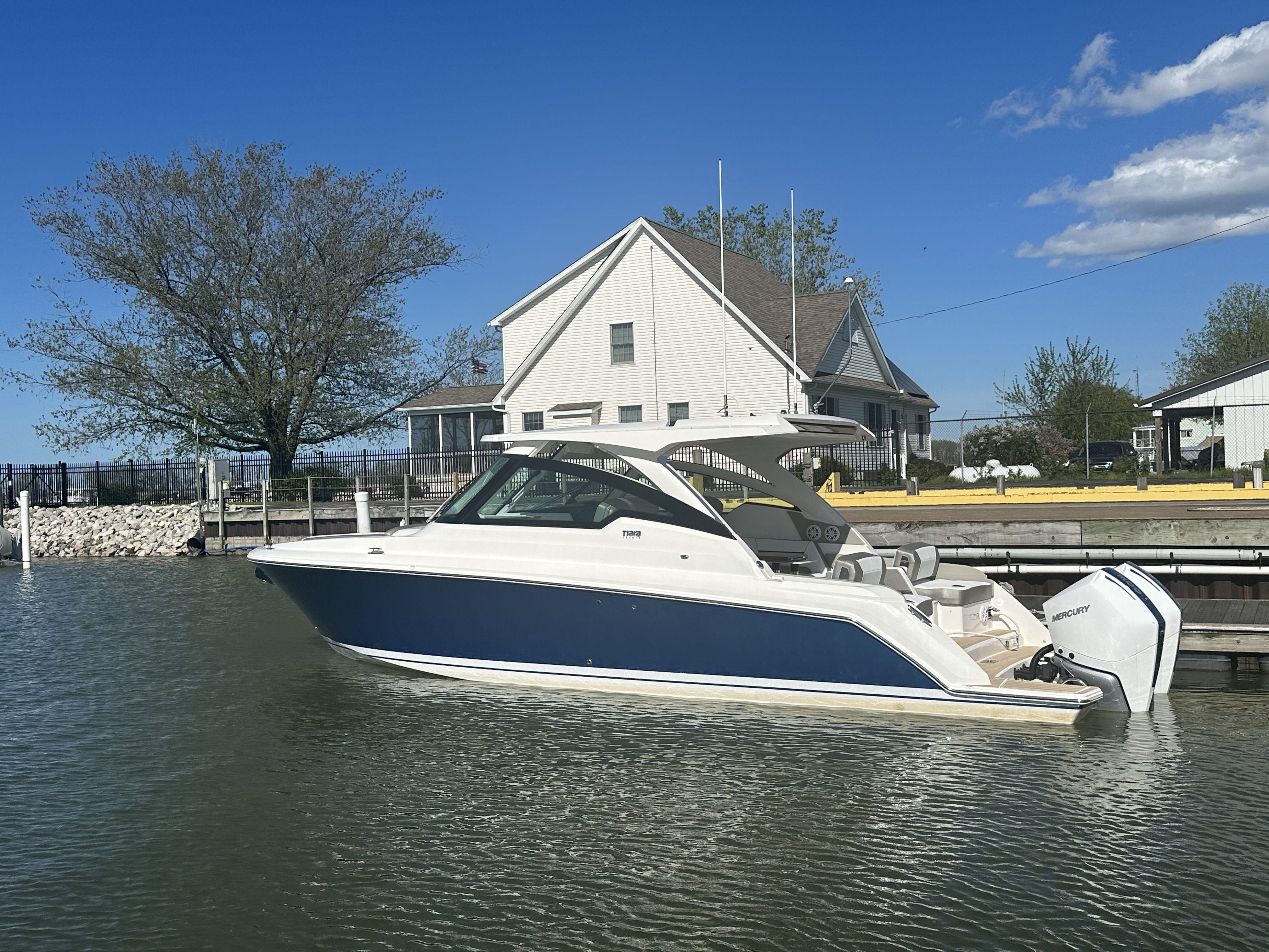 2024 Tiara Yachts 34 LX, Marblehead Ohio - boats.com