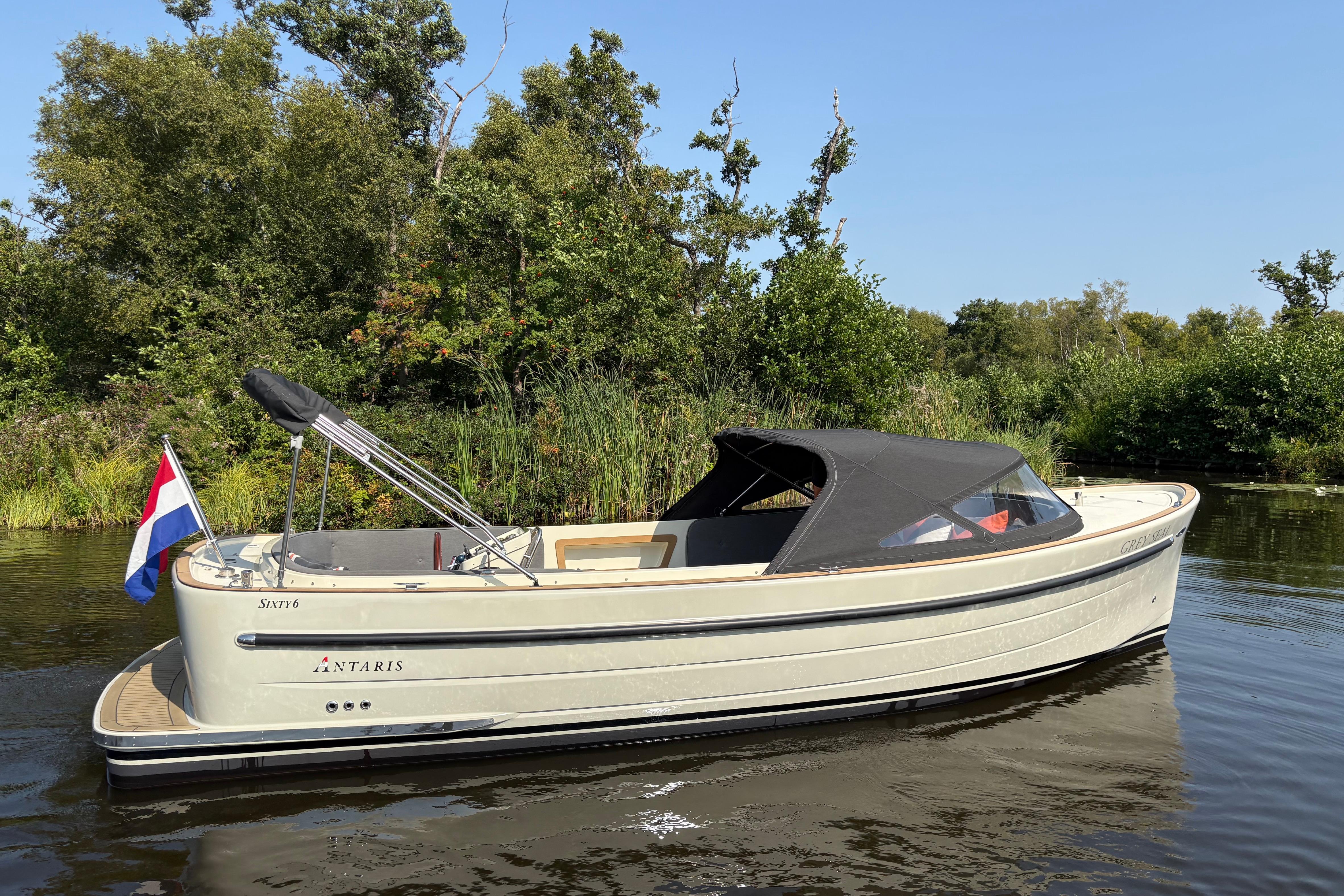 2021 Antaris Sixty 6 Weekender
