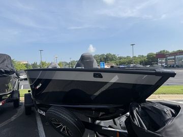 2025 Alumacraft Competitor 185X Tiller
