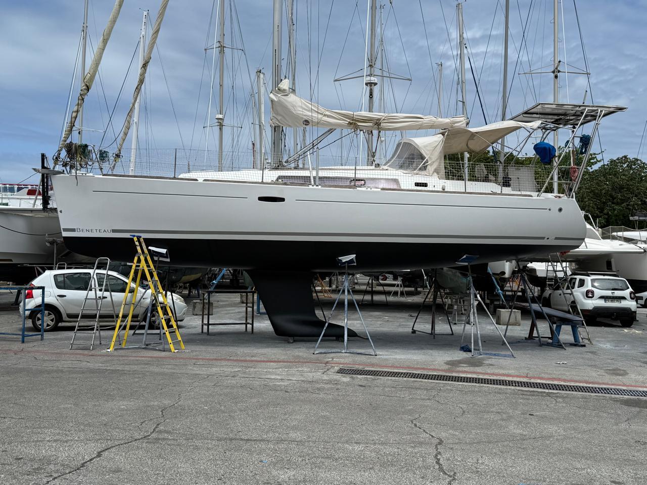2008 Beneteau Oceanis 37
