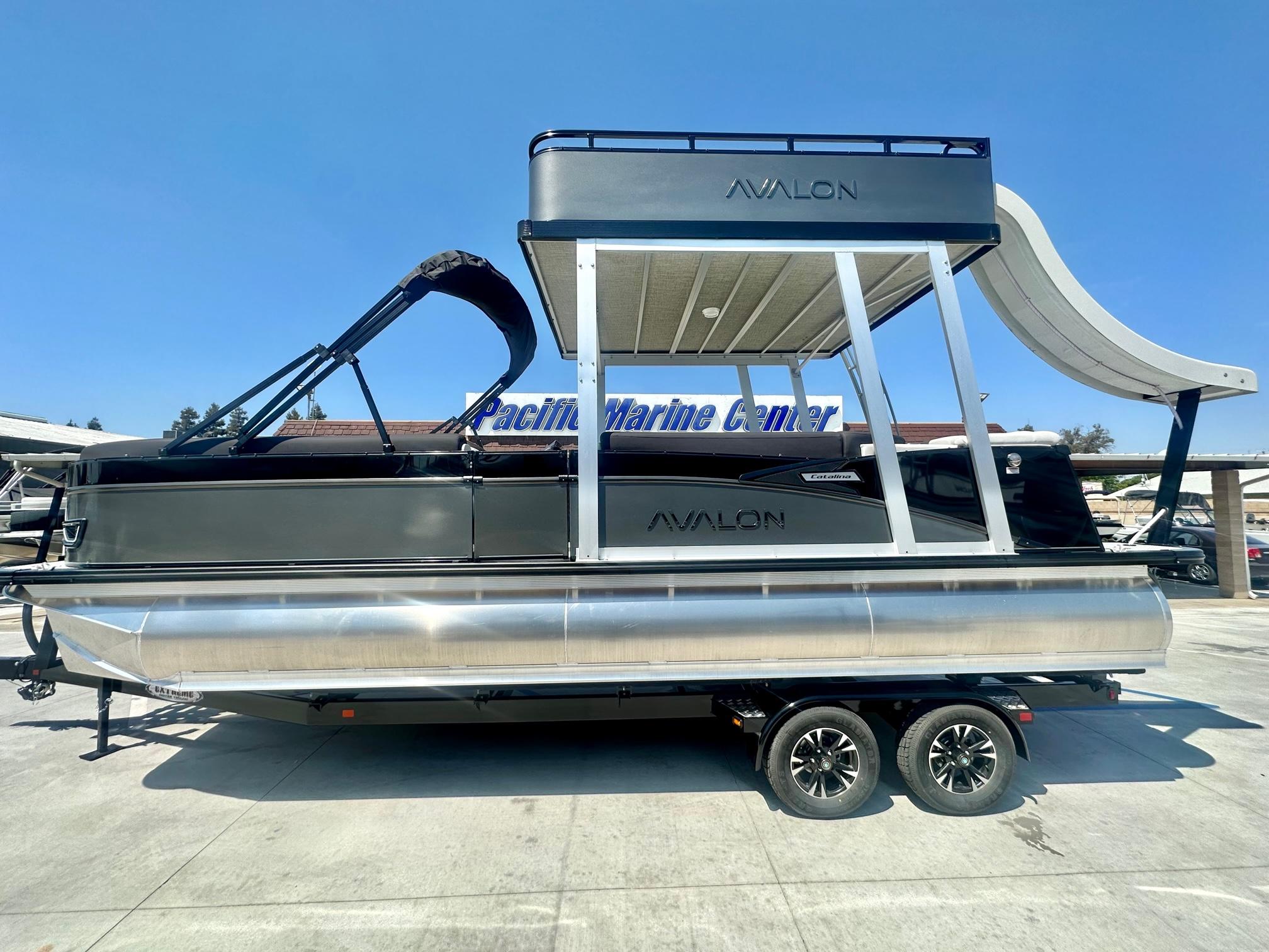 2025 Avalon Catalina Cruise Funship w/ 150 HP Mercury!