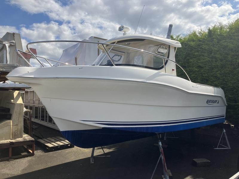 2010 Quicksilver 640 Pilothouse