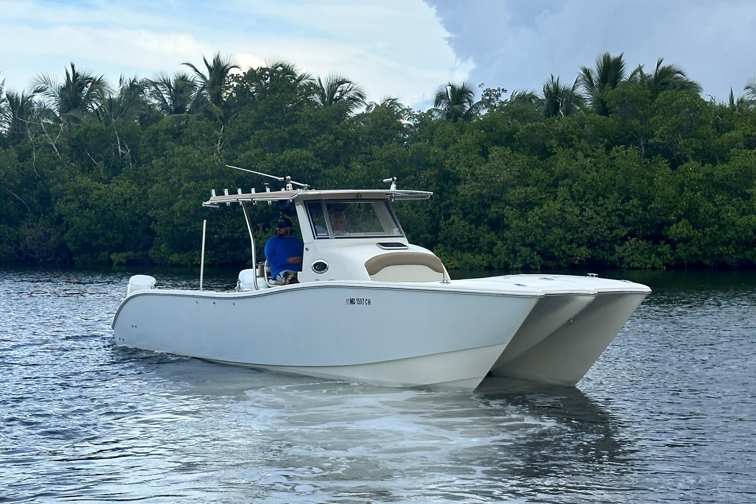 2009 Mamba 350 Hydrofoil-Assisted Catamaran Insetta 35IFC