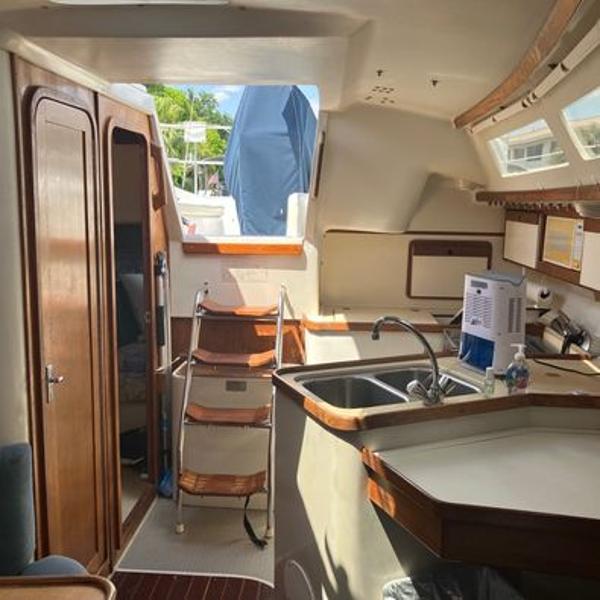 1993 Catalina 320