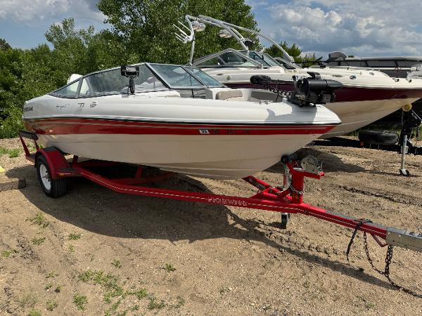 2000 Four Winns 180 Horizon