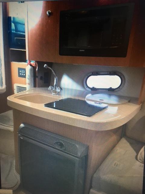 2003 Four Winns 248 Vista