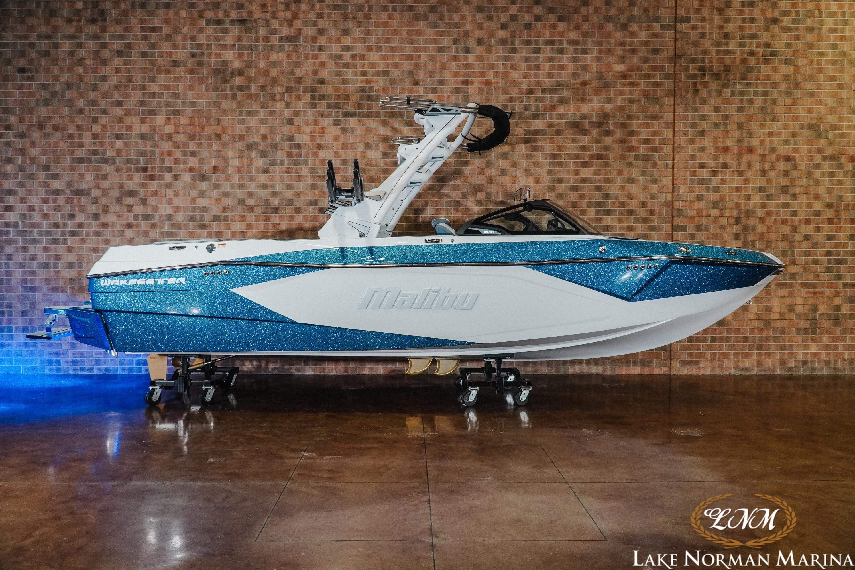Malibu 23 LSV