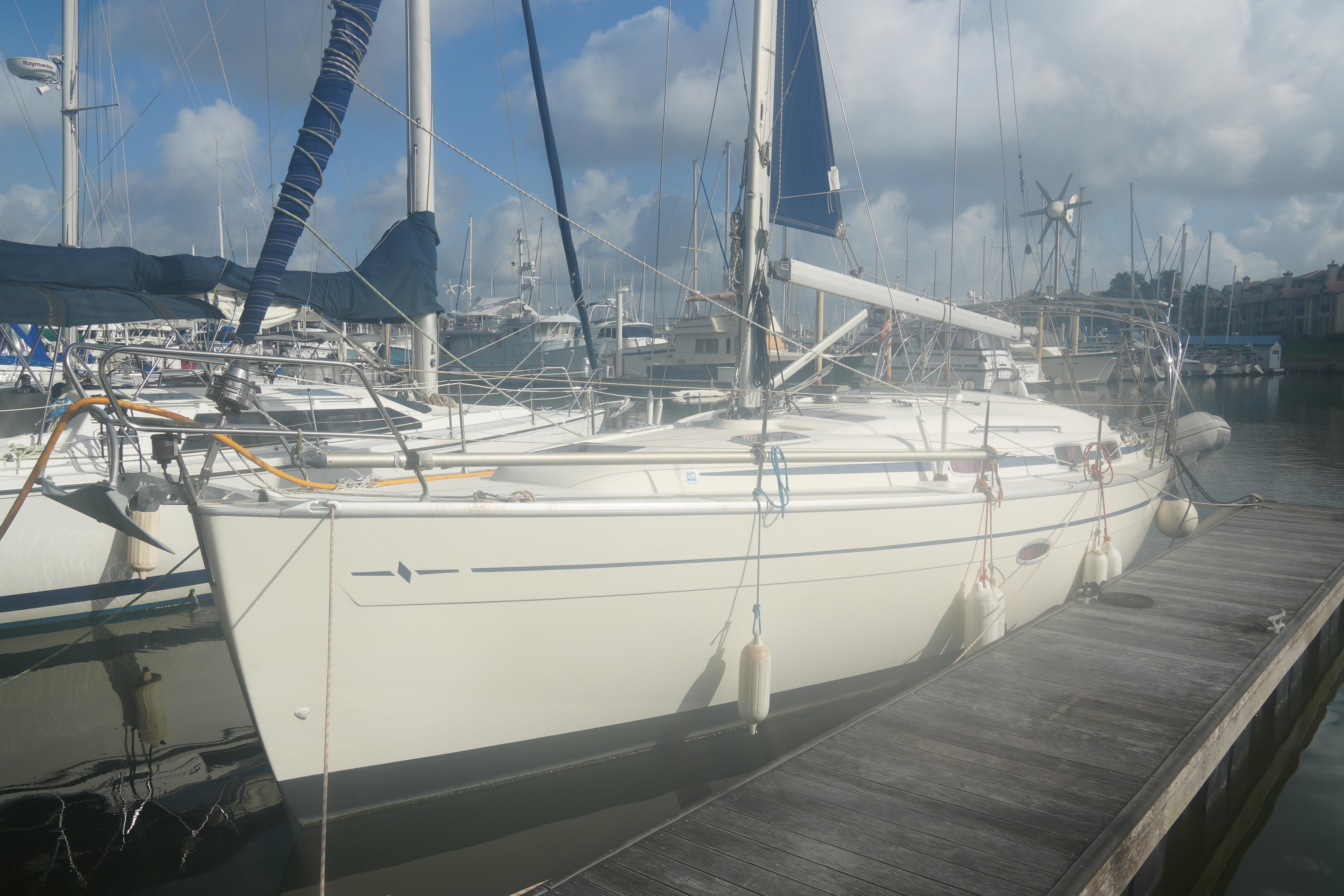 2007 Bavaria 37 Cruiser
