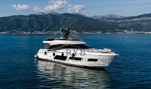 2019 Ferretti Yachts Ferretti 670