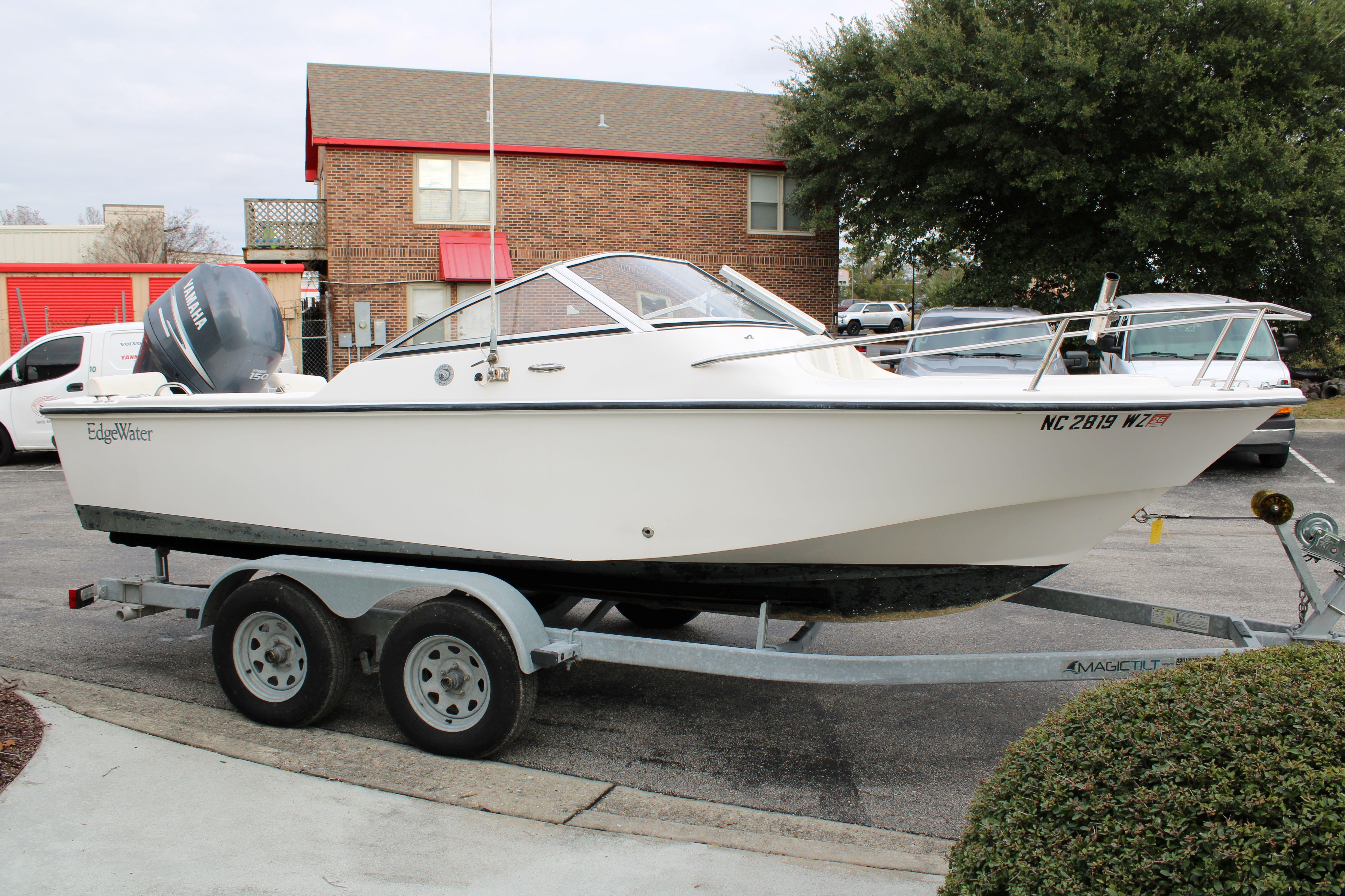 2005 Edgewater 185DC