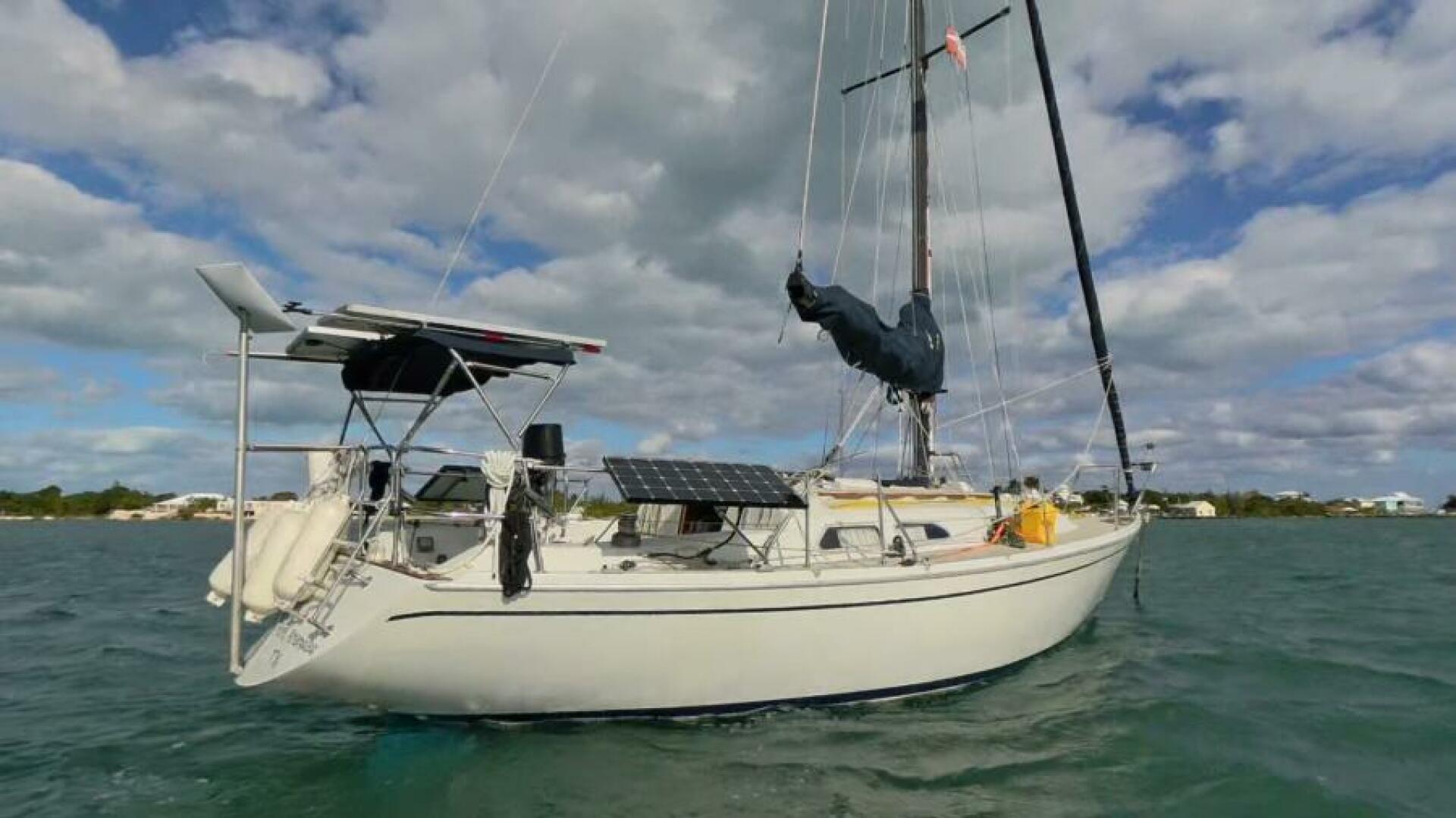 1987 Ericson 32-3