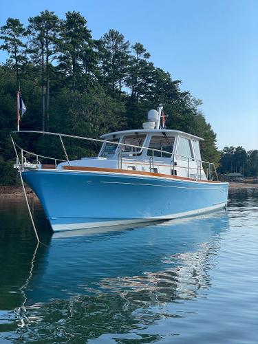 2002 Grand Banks Eastbay 38 HX