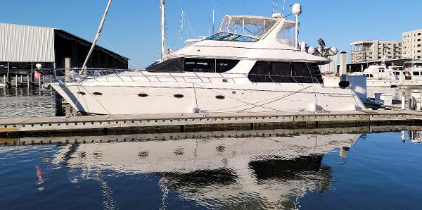 Carver 530 Voyager Pilothouse
