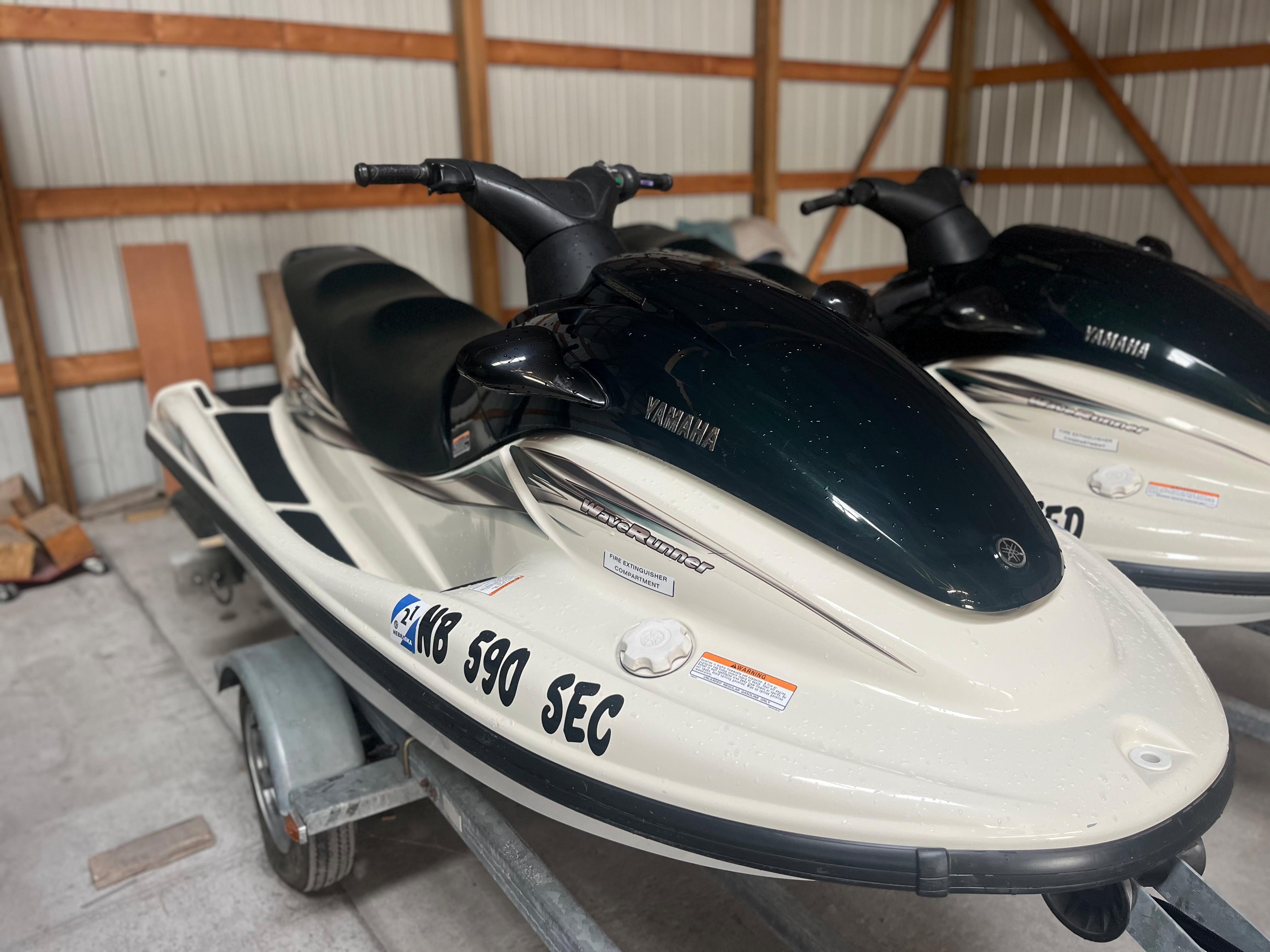 Yamaha waverunner hot sale xl 7