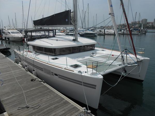 2017 Lagoon 450 s