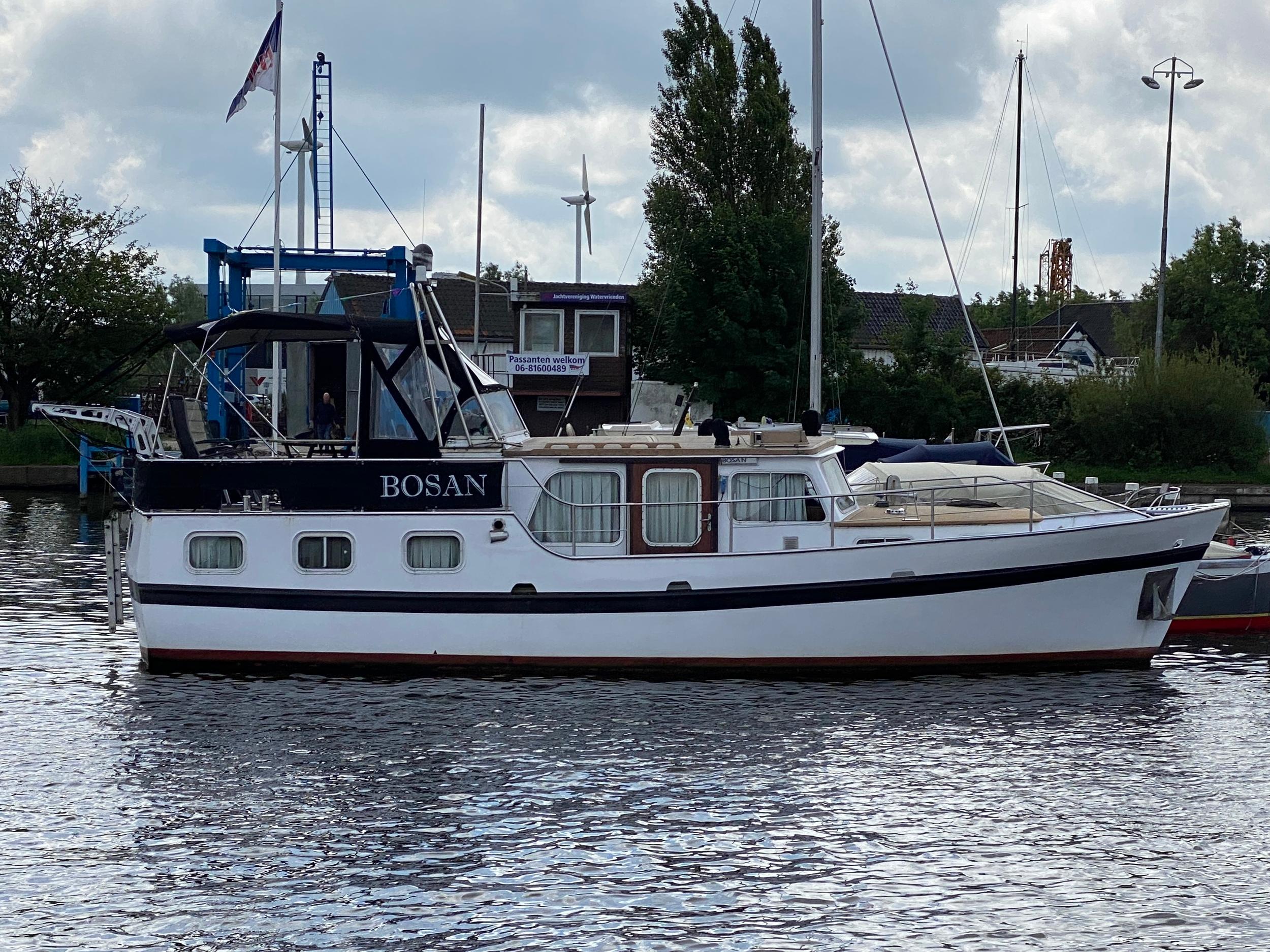 1972 Gillissen 1130 AK Spiegelkotter