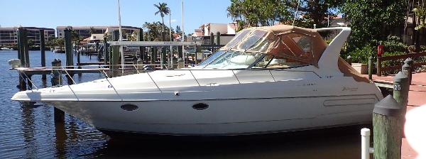Cruisers Yachts 3570 Esprit 1995 Cruisers Yachts 3570 Esprit docked in a sunny marina setting.