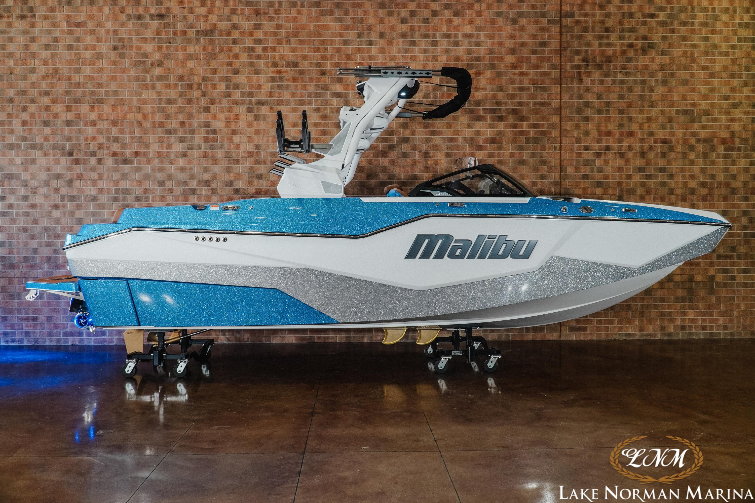 Malibu M230