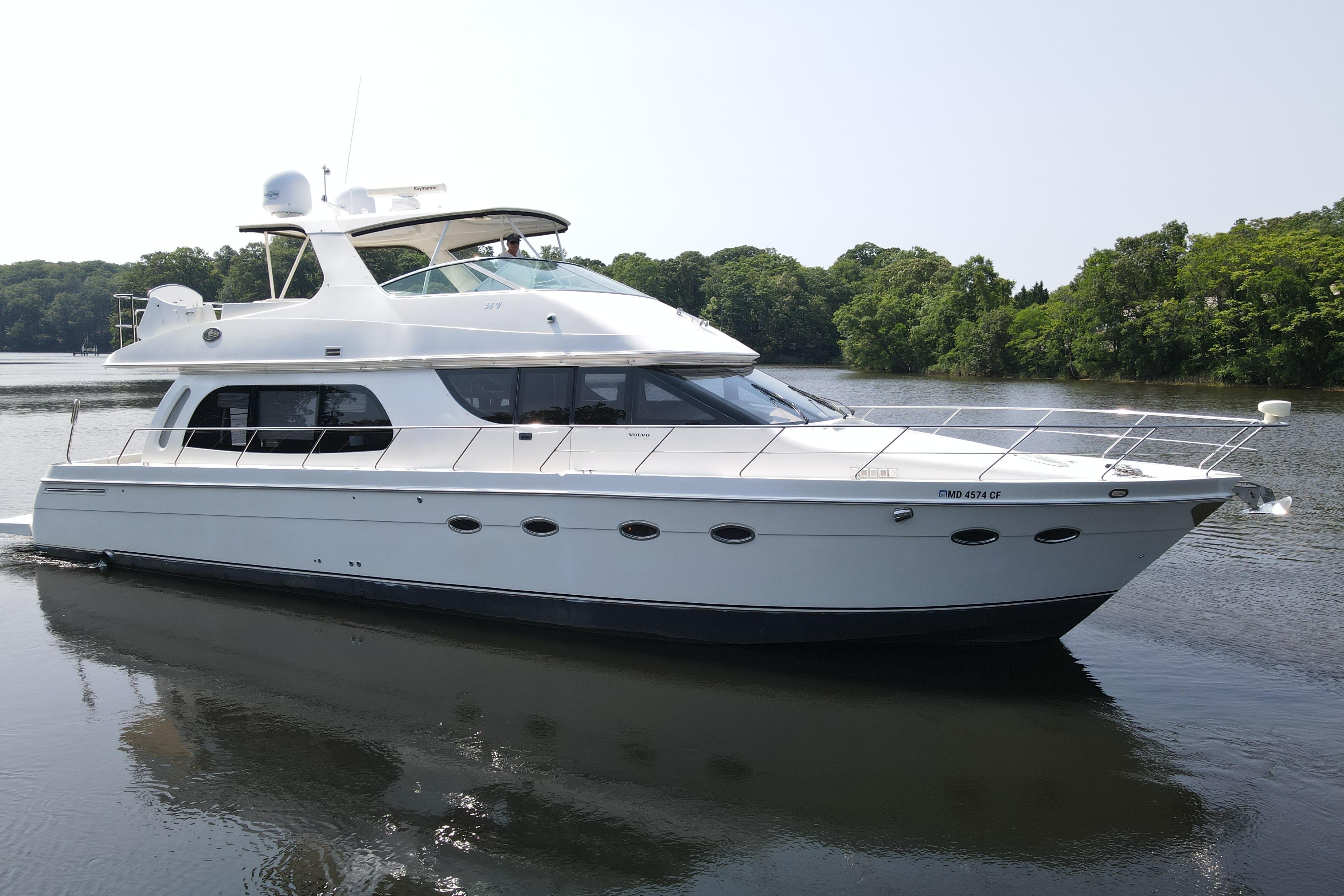2006 Carver 56 Voyager