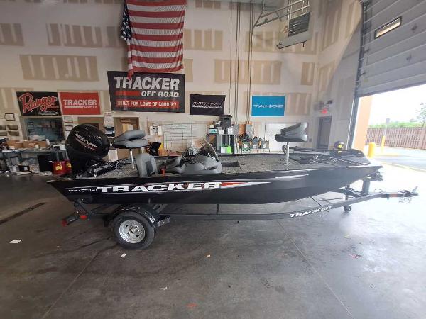 2025 Tracker Pro 170