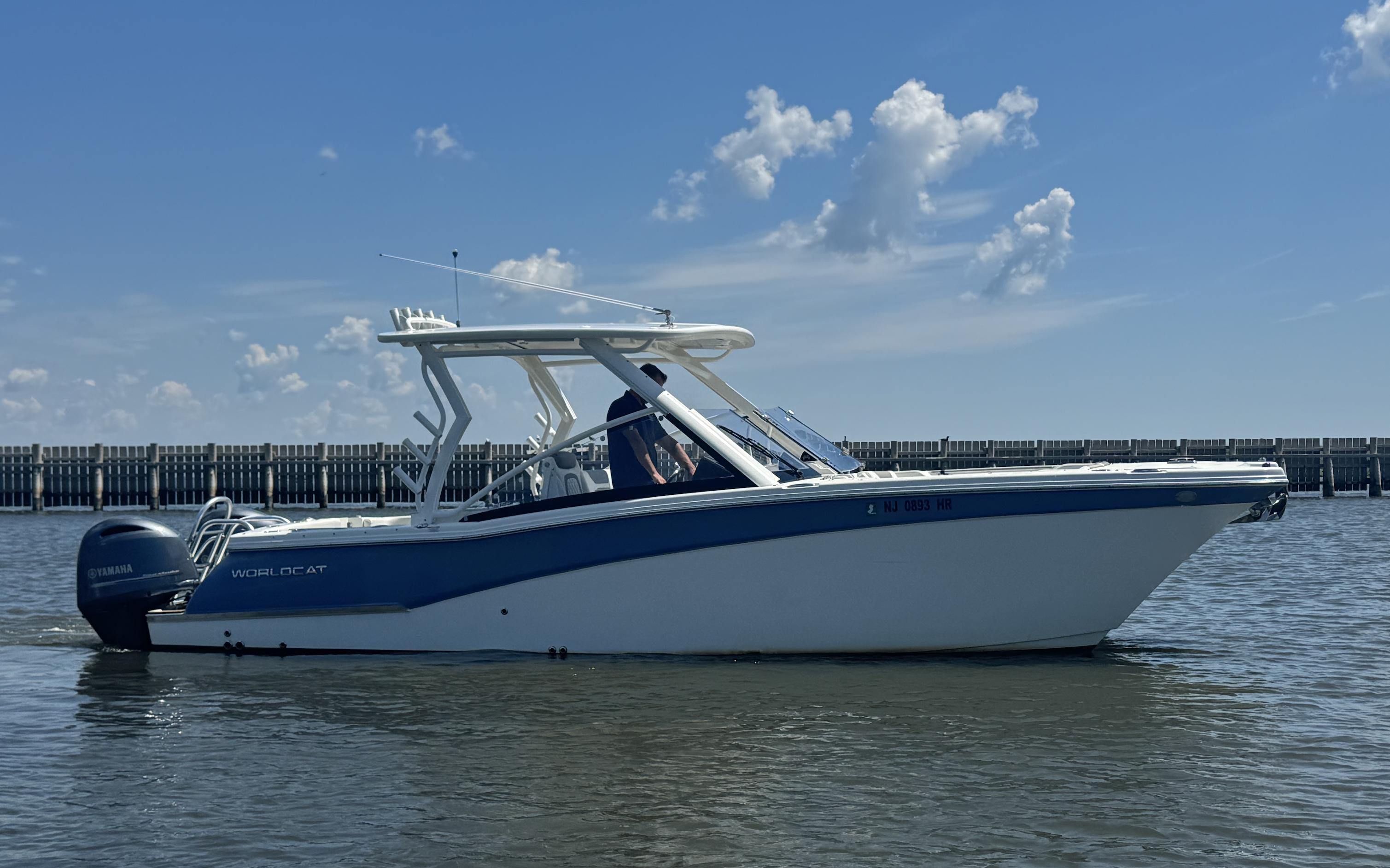World Cat 280DC-x