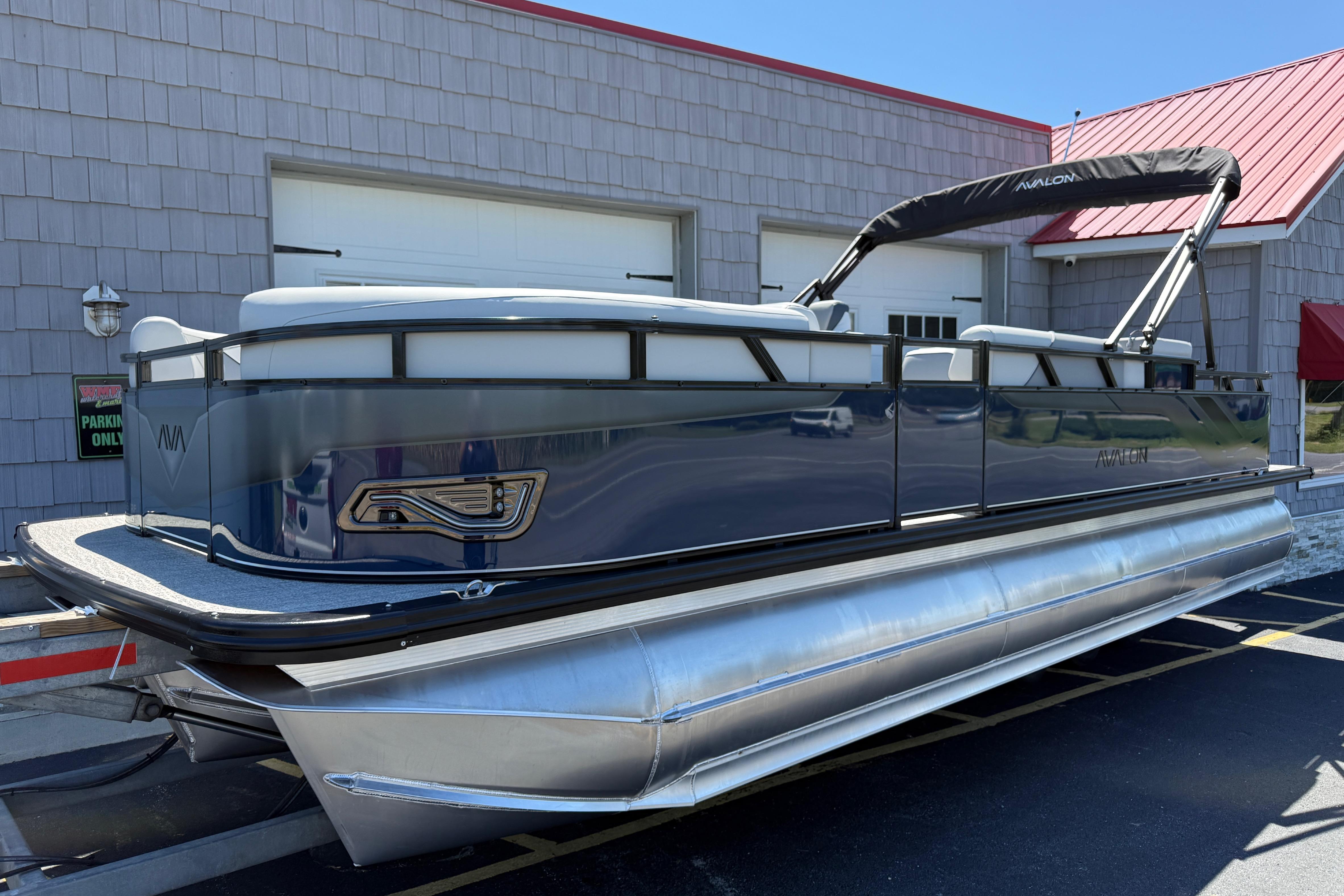2026 Avalon 2385 Venture 85 Rear Fish, Tri Toon, High Performance