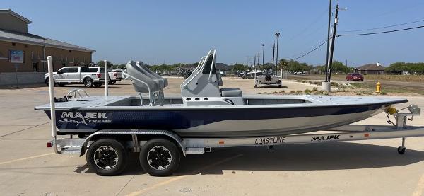 Majek 22 Xtreme boats for sale - boats.com