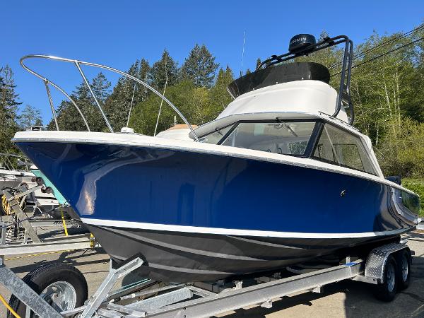 Bertram 25 Flybridge