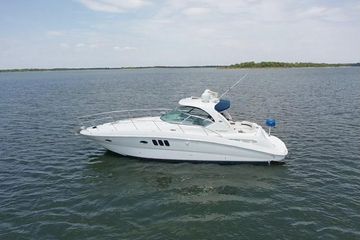 2010 Sea Ray 390 Sundancer