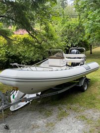 2021 Novurania DLX 550