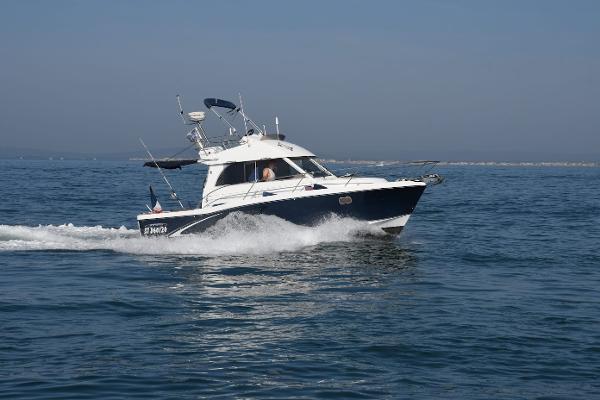 2008 Beneteau Antares 9