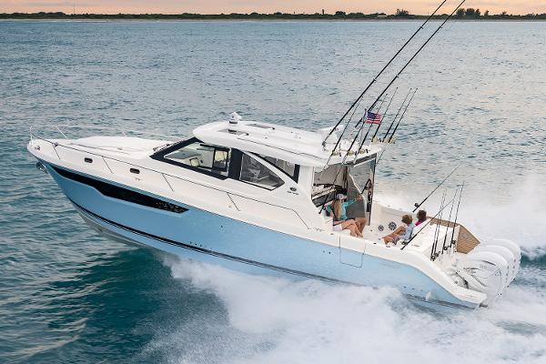 2025 Pursuit OS 445 Offshore