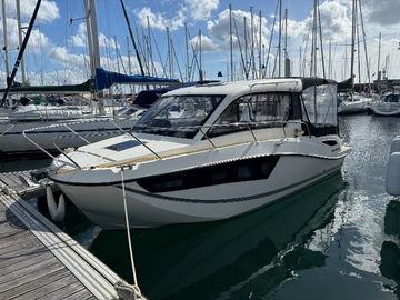 2022 Quicksilver Activ 755 Weekend