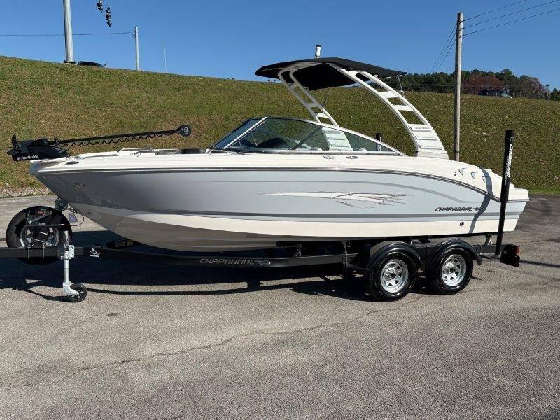 2025 Chaparral 21 SSi Ski & Fish