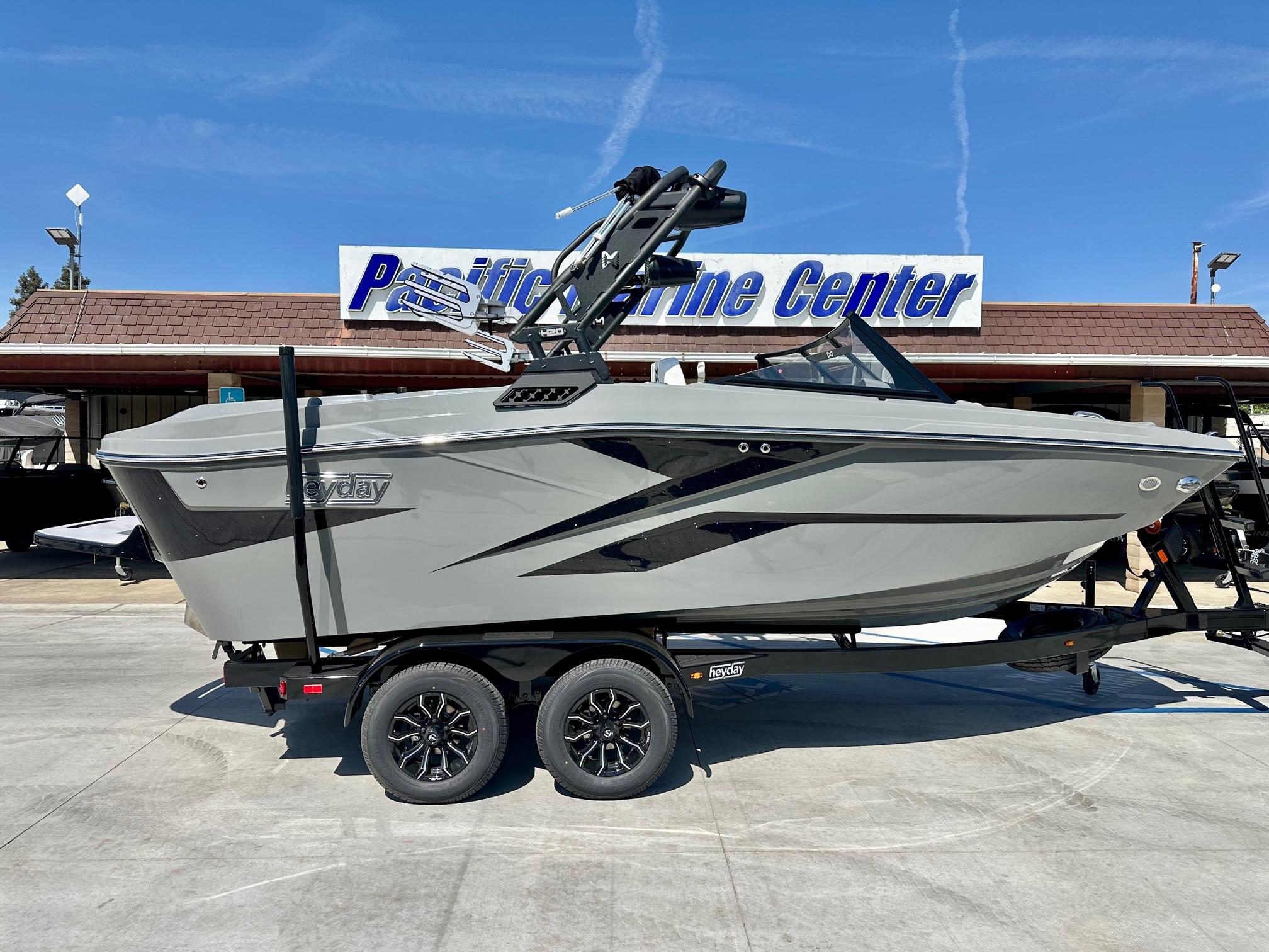 2025 Heyday H20 w/ 6.2L w/ 320HP!