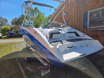 2015 Yamaha Boats AR190
