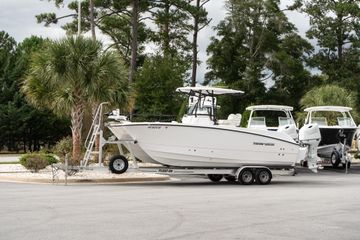 2025 Twin Vee 240 GFX CC