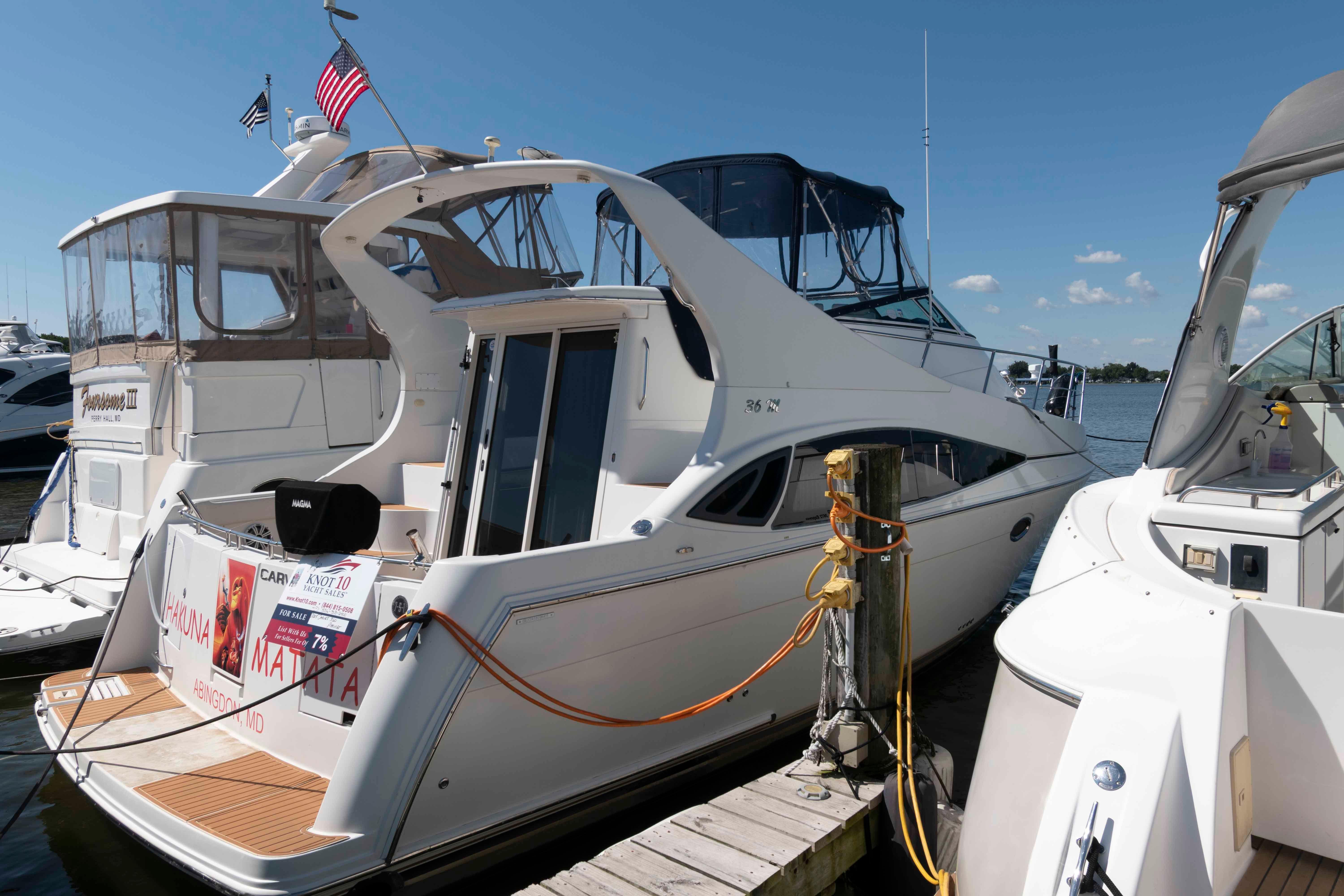 2005 Carver 360 Mariner