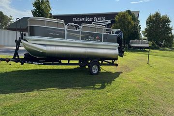 2025 Sun Tracker Party Barge 18 DLX