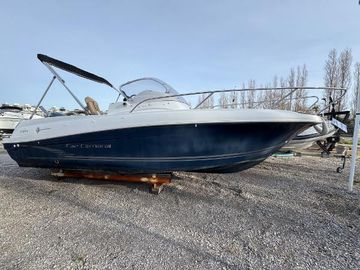 2011 Jeanneau Cap Camarat 6.5 WA