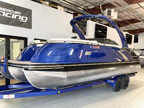 2021 Bennington QX25