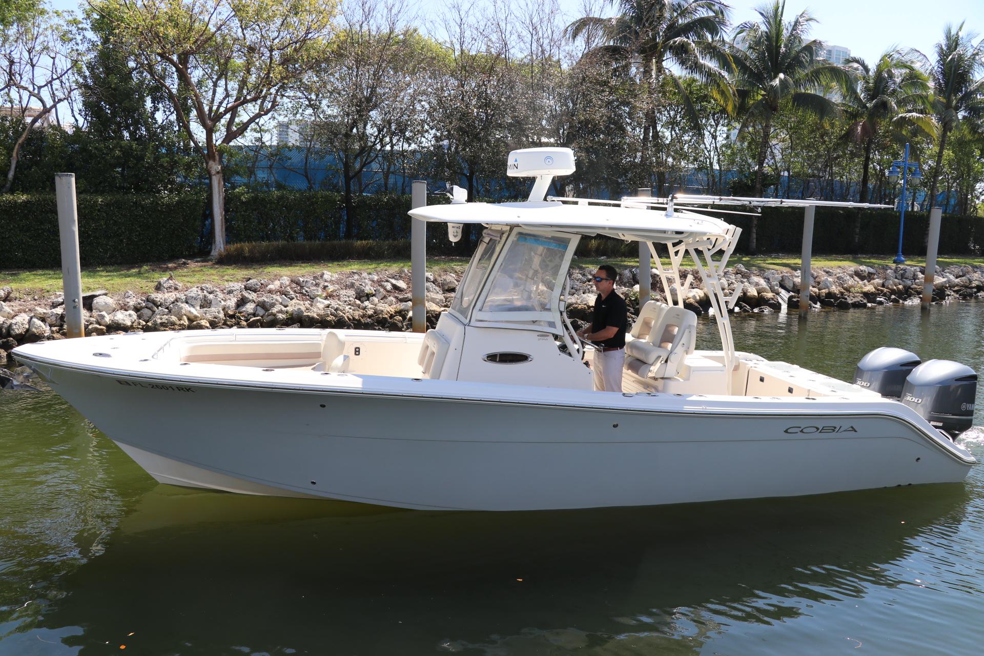 2017 Cobia 296