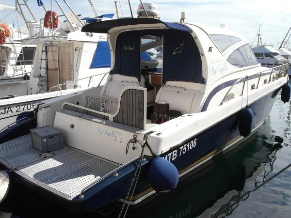 2000 Cayman Yachts 43 open