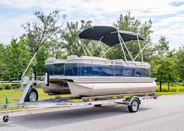 2025 Tahoe Pontoon STX 19 Crusie